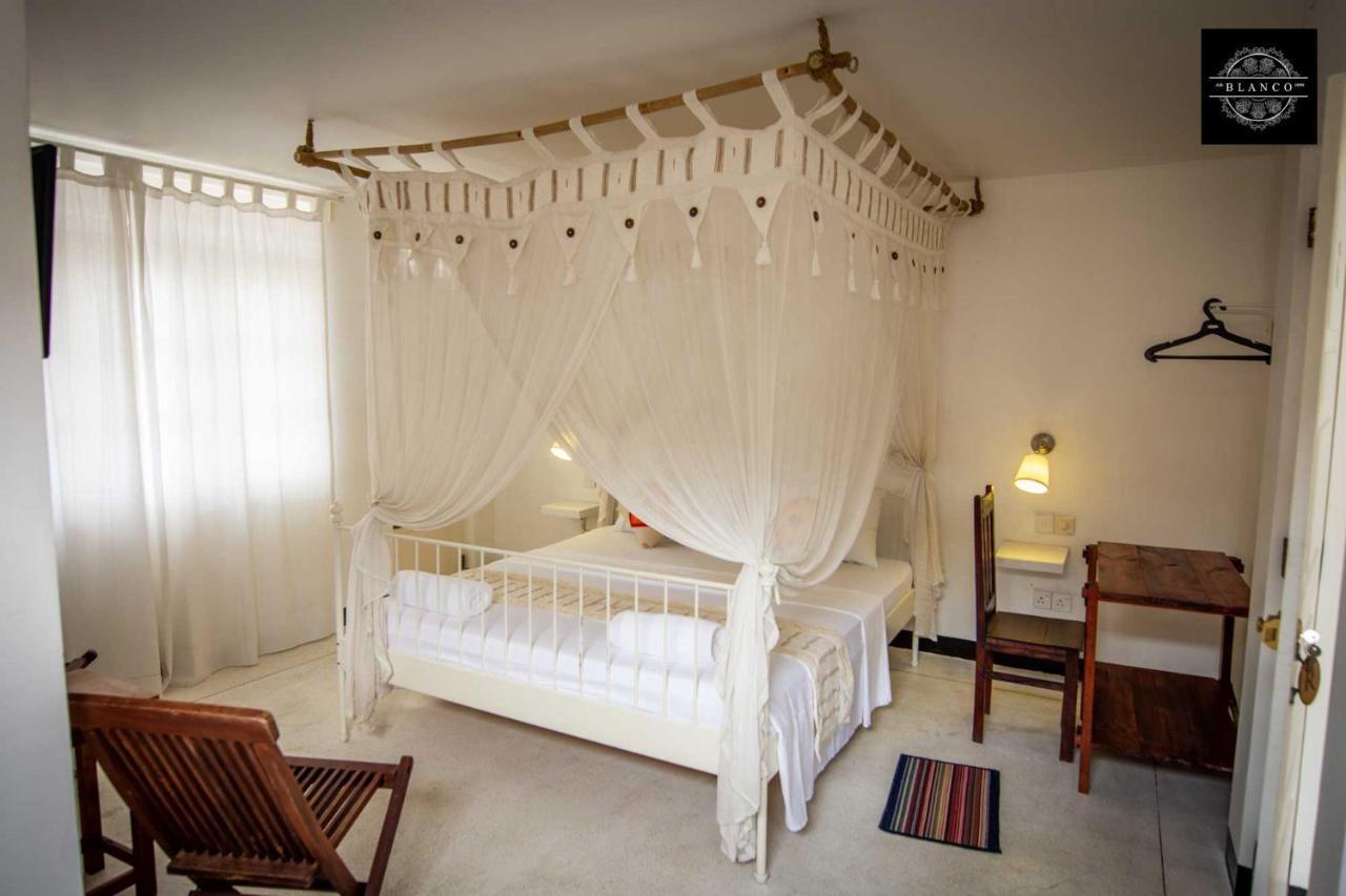 Villa Blanco Dehiwala-Mount Lavinia Exterior foto